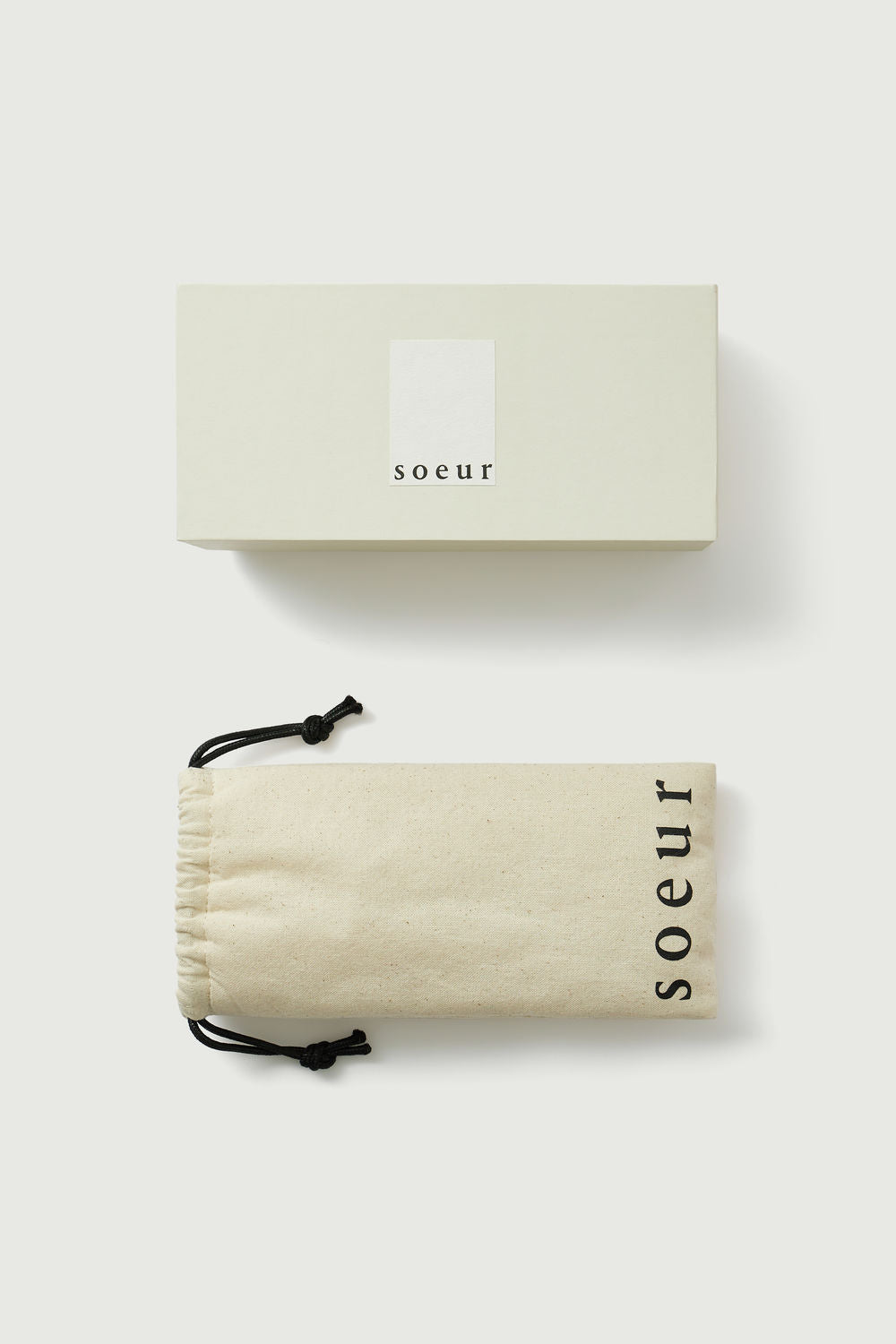 BLACK JEAN SUNGLASSES